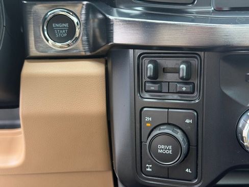 New 2026 Ford F250 Lariat w/ Lariat Ultimate Package image 47