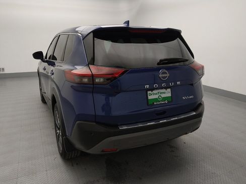 Used 2023 Nissan Rogue SV image 6