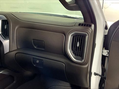 Used 2019 GMC Sierra 1500 SLT w/ SLT Premium Package image 16