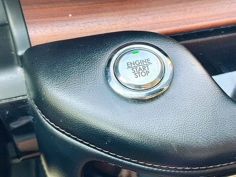 Used 2021 Lincoln Aviator Reserve w/ Equipment Group 201A AWD/4WD image 25