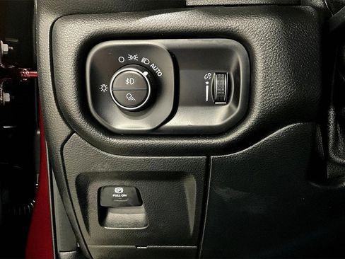 Used 2021 RAM 1500 Big Horn image 16