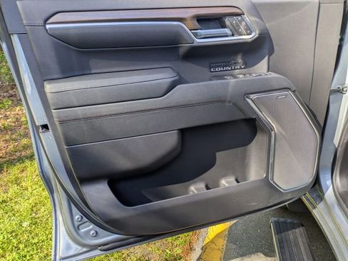 New 2026 Chevrolet Silverado 1500 High Country image 8