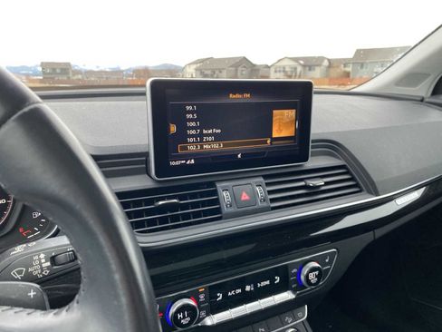 Used 2020 Audi Q5 2.0T Premium Plus w/ Premium Plus Package image 17