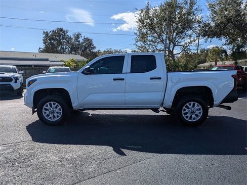 Used 2024 Toyota Tacoma SR image 6