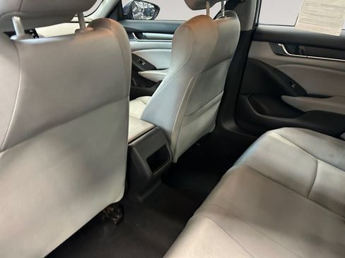 Used 2018 Honda Accord LX image 15
