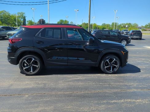 Certified 2022 Chevrolet TrailBlazer RS w/ Technology Package AWD/4WD image 11