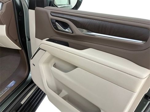 Certified 2024 GMC Yukon Denali w/ LPO, Illumination Package image 15