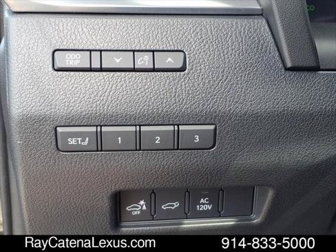 Certified 2024 Lexus GX 550 w/ Accessory Package (Z1) AWD/4WD image 11