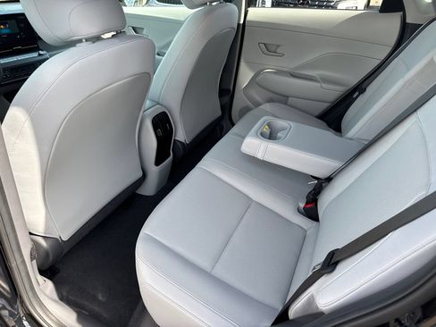 Used 2024 Hyundai Kona SEL FWD image 20
