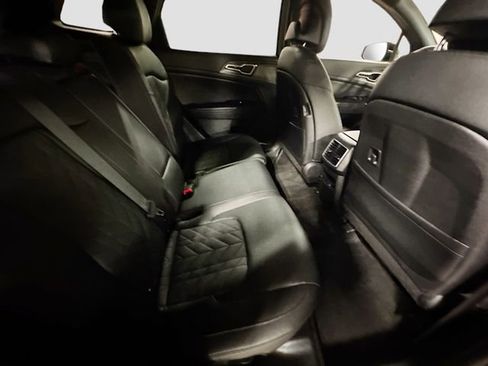 Used 2025 Kia Sportage X-Line AWD/4WD image 27
