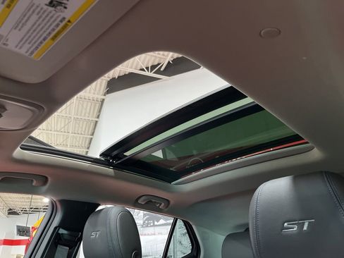 New 2026 Buick Encore GX Sport Touring w/ Advanced Technology Package AWD/4WD image 12