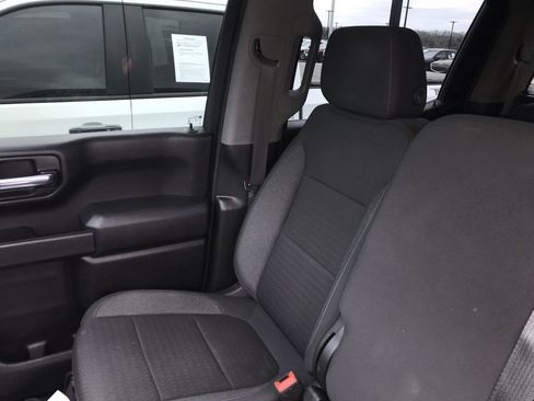 Used 2022 Chevrolet Silverado 1500 Custom w/ Safety Confidence Package image 21