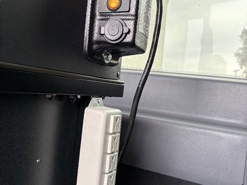 Used 2019 Ford Transit 150 XLT image 33