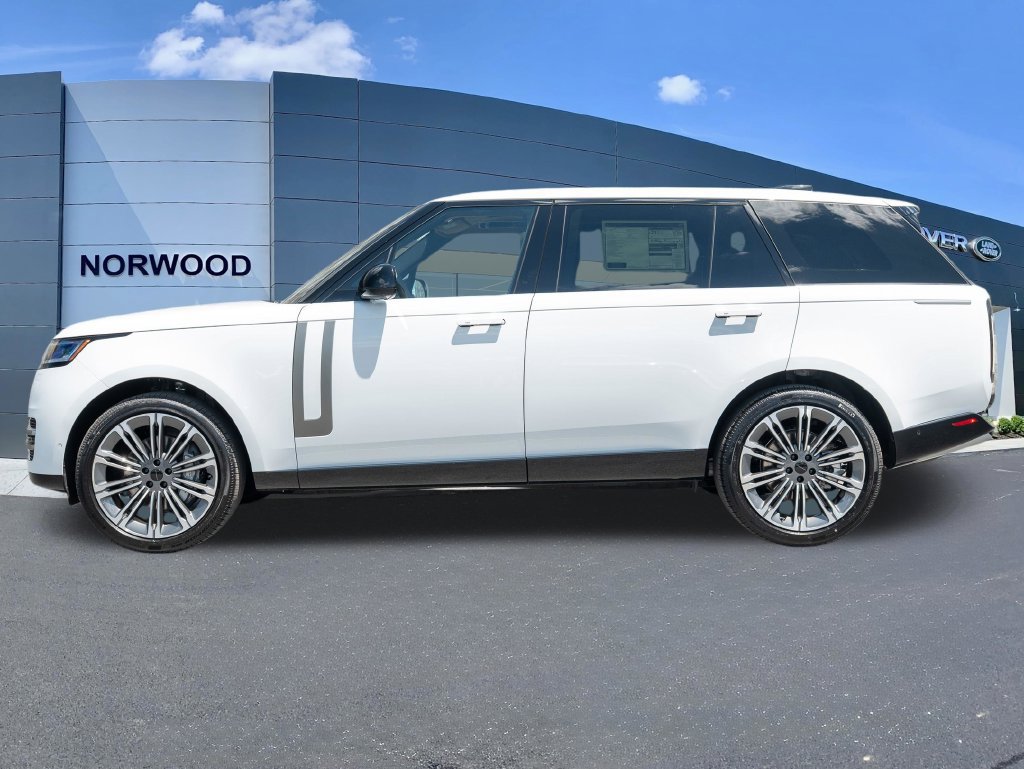 New 2026 Land Rover Range Rover Long Wheelbase SE AWD/4WD image 7