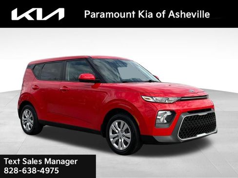 Used 2020 Kia Soul LX image 1