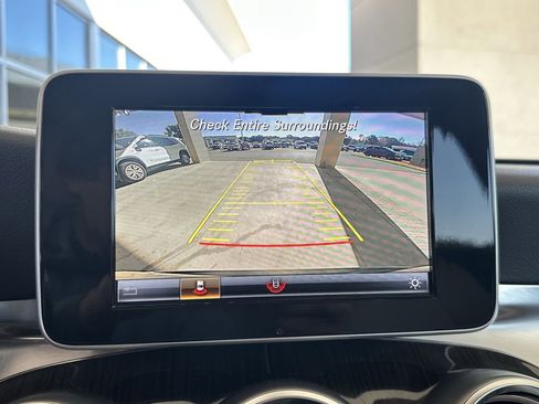 Used 2019 Mercedes-Benz GLC 300 GLC 300 image 26