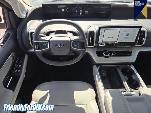 Certified 2025 Ford Expedition Active AWD/4WD image 16