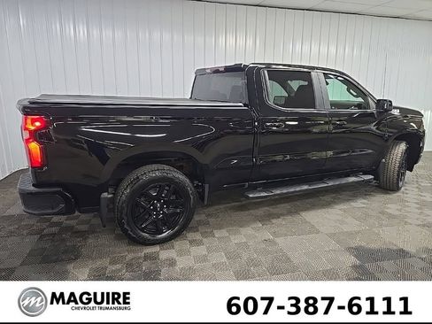 Used 2023 Chevrolet Silverado 1500 RST w/ Z71 Off-Road Package AWD/4WD image 3