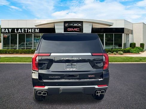 New 2026 GMC Yukon XL Denali w/ Sun & Power Step Package image 5
