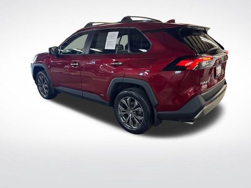 Certified 2022 Toyota RAV4 Limited w/ Limited Grade Weather Package AWD/4WD image 3