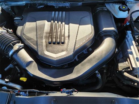 Used 2024 Chevrolet Traverse RS image 31