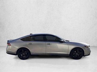 Used 2023 Honda Accord Sport video 4