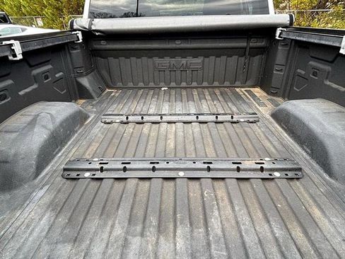 Used 2022 GMC Sierra 2500 SLE w/ SLE Value Package; image 45