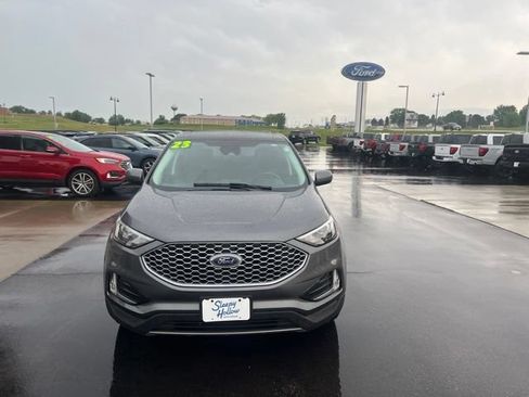 Used 2023 Ford Edge SEL w/ Convenience Package AWD/4WD image 2