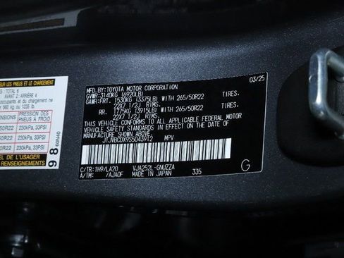Used 2025 Lexus GX 550 w/ Accessory Package (2T) AWD/4WD image 26