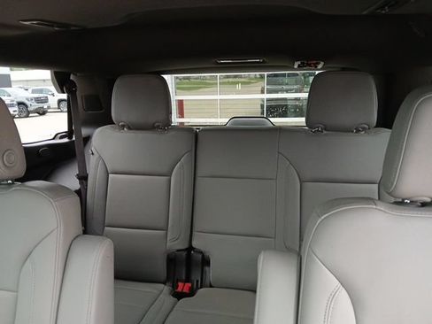 Certified 2022 Chevrolet Tahoe LT w/ LT Signature Package AWD/4WD image 23