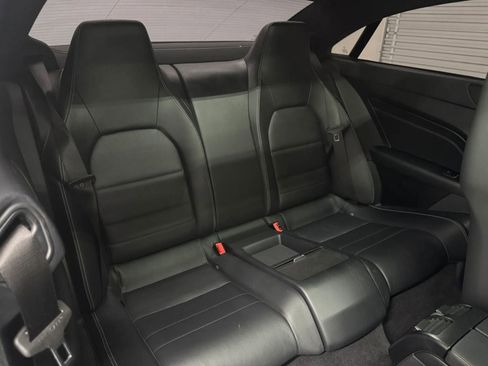 Used 2017 Mercedes-Benz E 400 4MATIC Coupe image 11