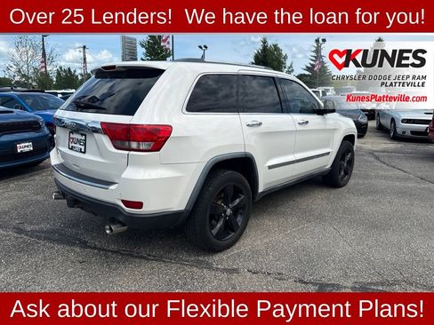 Used 2011 Jeep Grand Cherokee Overland AWD/4WD image 4