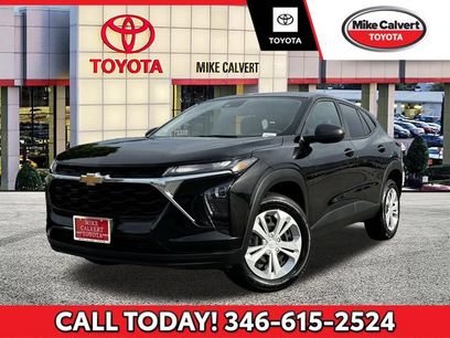 Used 2025 Chevrolet Trax LS