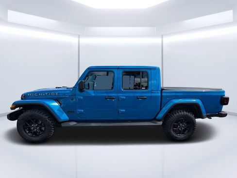 Certified 2025 Jeep Gladiator Sport AWD/4WD image 6