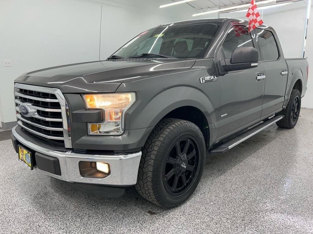 Used 2015 Ford F150 XLT w/ Equipment Group 302A Luxury RWD image 4
