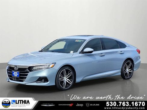 Used 2022 Honda Accord Touring image 1