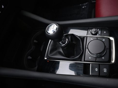 Used 2020 MAZDA MAZDA3 Hatchback w/ Premium Package image 32