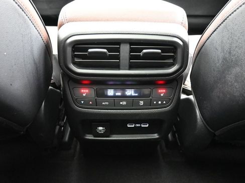 Used 2023 Honda Pilot Elite image 46