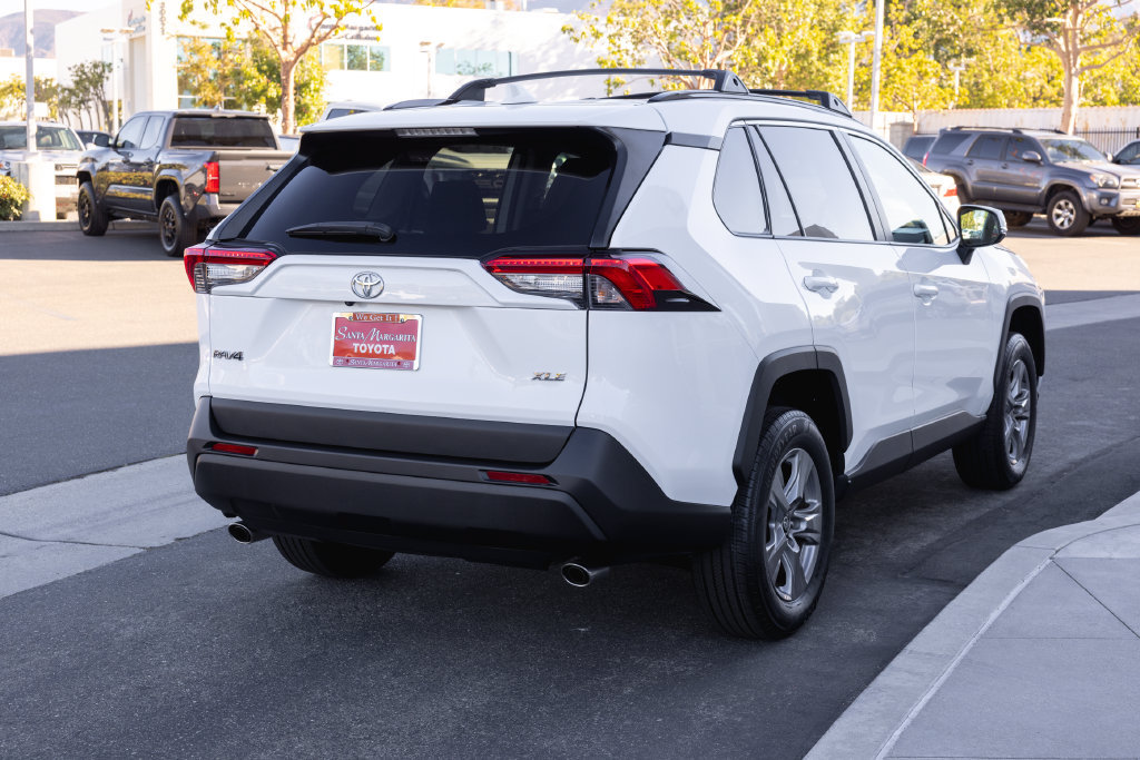 Certified 2024 Toyota RAV4 XLE w/ Convenience Package FWD image 5