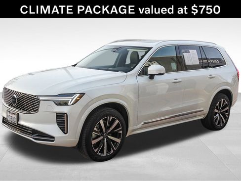 Certified 2025 Volvo XC90 B6 Core w/ Climate Package image 3