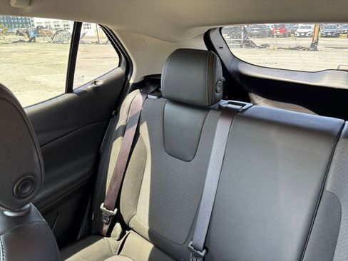 Used 2025 Buick Encore GX Preferred FWD image 35