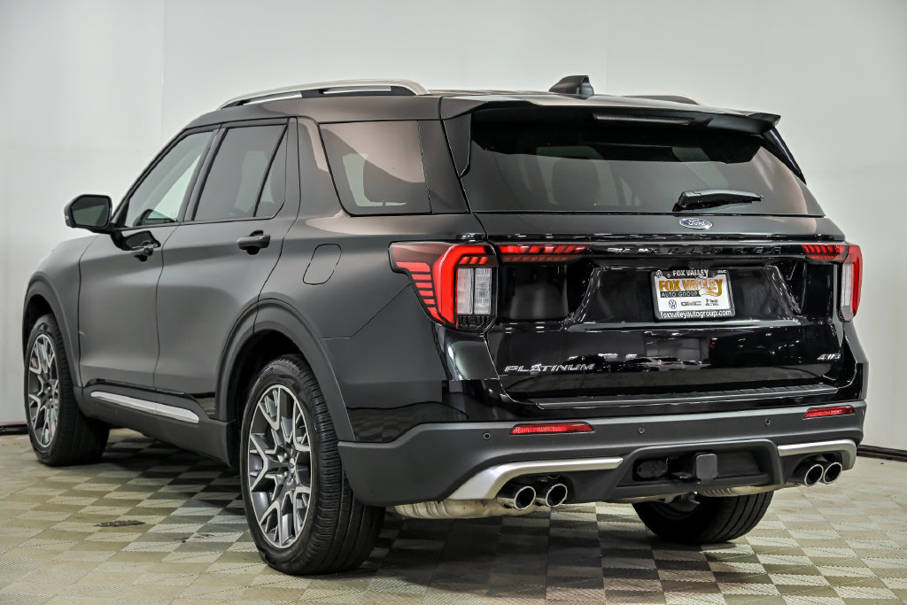 Used 2025 Ford Explorer Platinum w/ Ultimate Package AWD/4WD image 6