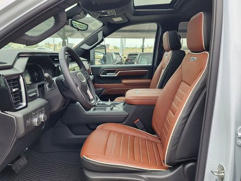 New 2026 GMC Sierra 2500 Denali Ultimate image 18