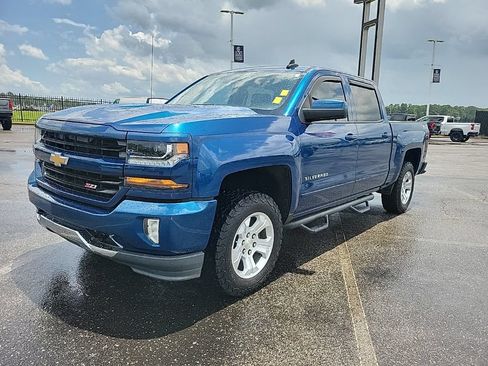 Used 2017 Chevrolet Silverado 1500 LT w/ All Star Edition AWD/4WD image 1