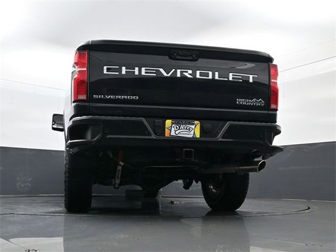 Certified 2025 Chevrolet Silverado 2500 High Country w/ Technology Package image 26