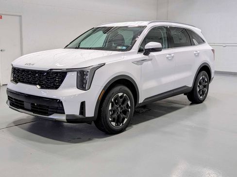 Used 2025 Kia Sorento S AWD/4WD image 1