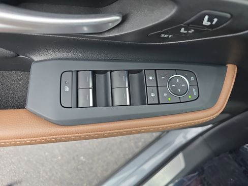 Certified 2025 Toyota Grand Highlander AWD image 30