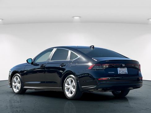Certified 2025 Honda Accord LX image 4