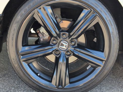 Used 2024 Honda Accord Sport image 12