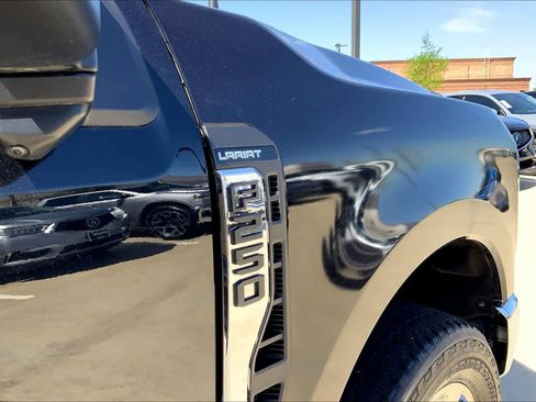 Used 2024 Ford F250 Lariat w/ Lariat Ultimate Package image 10